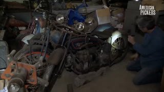 Watch American Pickers live online